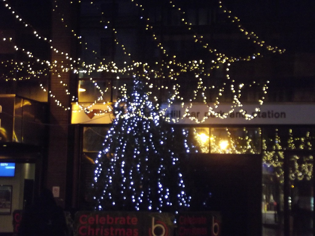 Christmas lights outside Birmingham Snow Hill Station Ch… Flickr