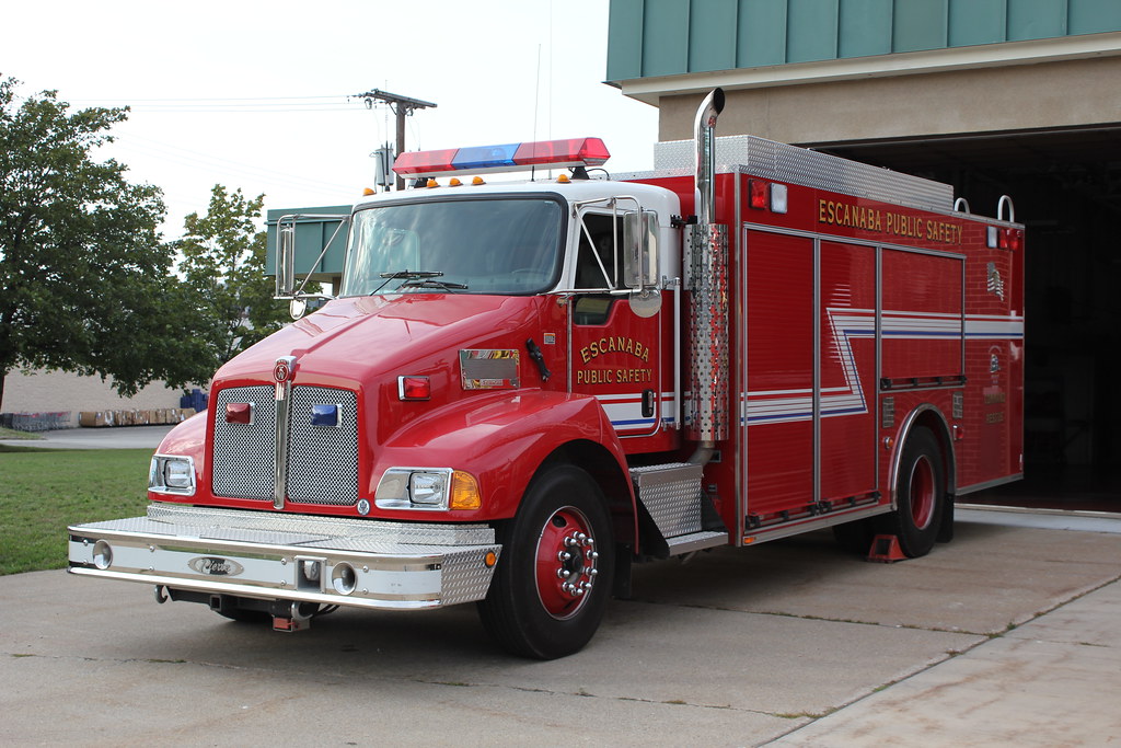 Escanaba Fire Department Escanaba, Michigan MichiganFireTrucks Flickr