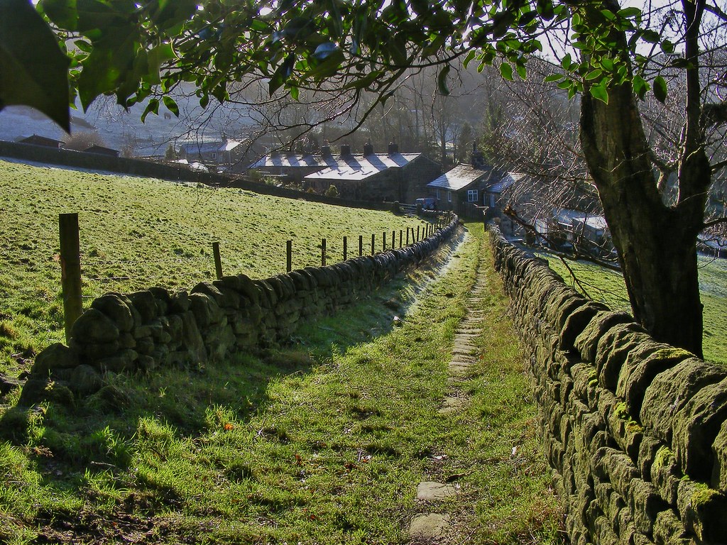 Cragg Vale Near Mytholmroyd, West Yorkshire. shushphoto Flickr