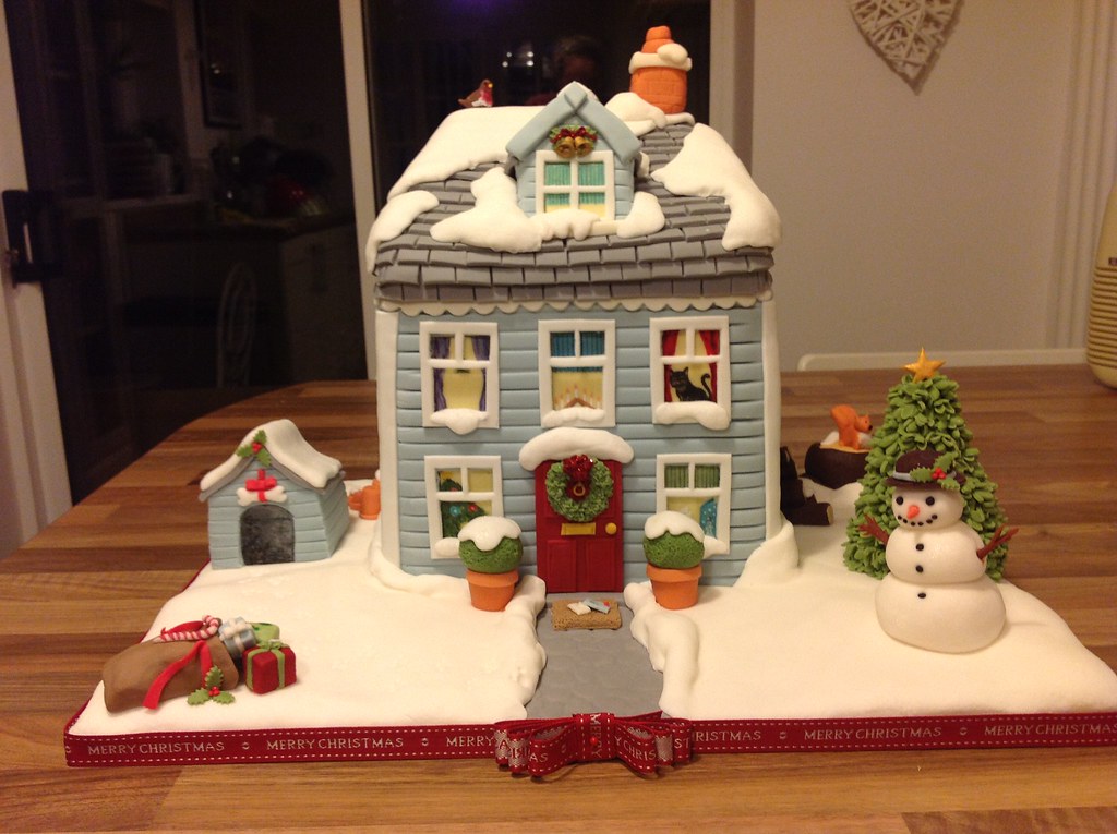 Xmas house cake The Rosebud Cake Company Flickr