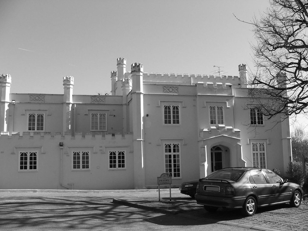 Balham The Priory, Bedford Hill 1 Scene of the infamou… Flickr