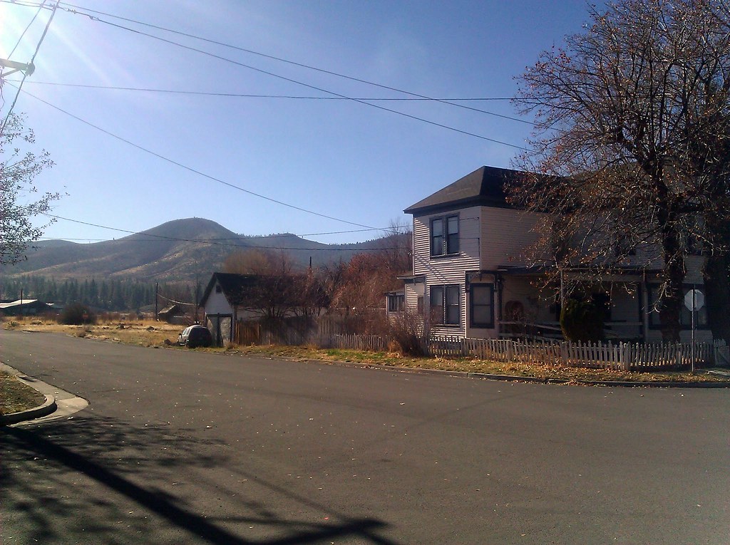 November morning in Loyalton, California Mark Hogan Flickr