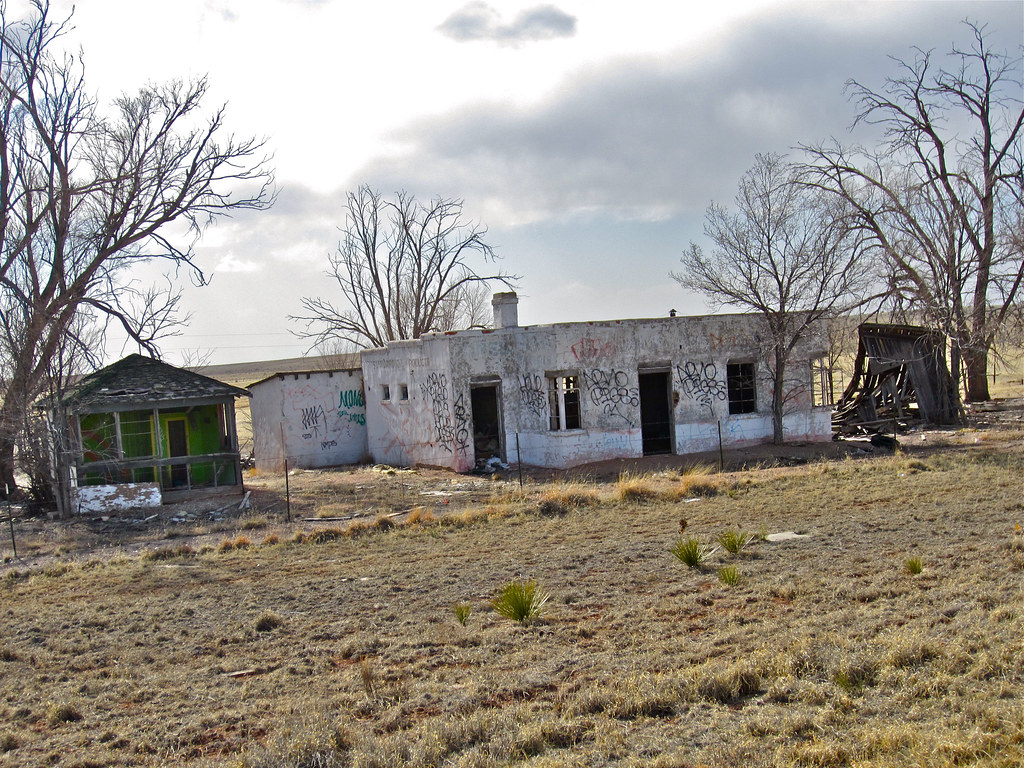 Abandonment, Wagon Wheel, NM Abandoned buildings outside o… Flickr