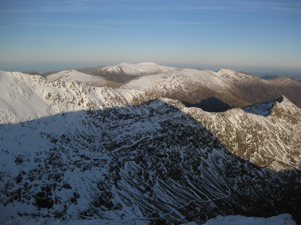 Snowdon summit Snowdon summit, Looking north towards Glyde… Flickr