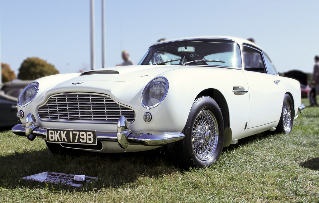 Aston Martin DB4 frntcrnr Greenville/Spartanburg/BMW Manuf… Flickr