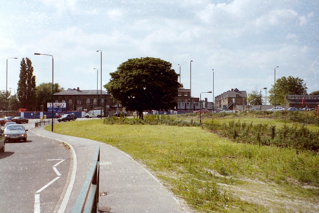 Leytonstone 2000 19 July 2000 The arrival of Tesco. Tim Brown Flickr