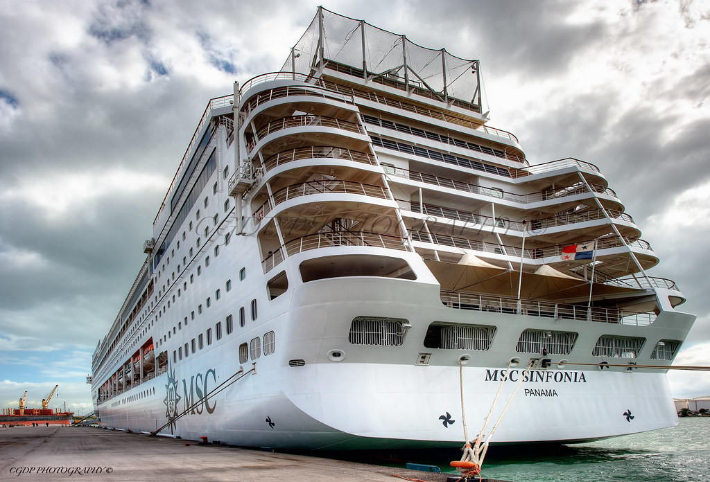 Le MSC Sinfonia au port de la goulette Photo prise au port… Flickr