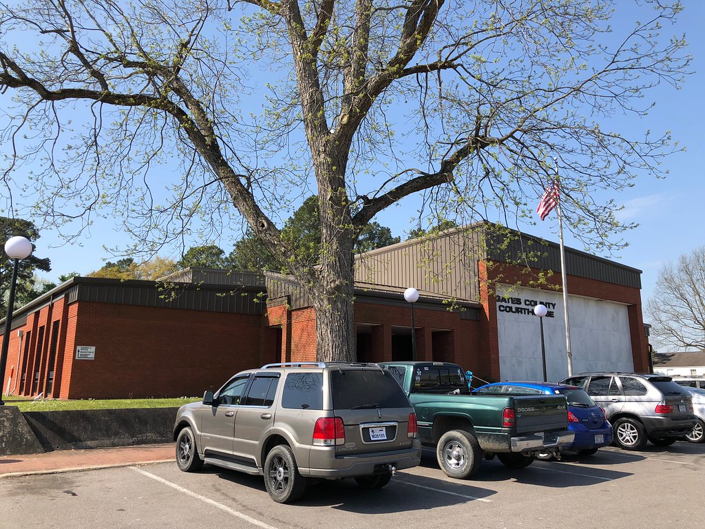 Gates County Courthouse in Gatesville, North Carolina. Bui… Flickr