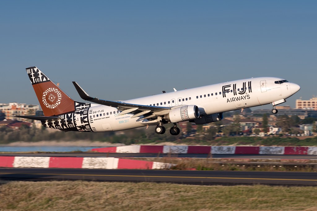 DQFJG Fiji Airways Boeing 7378X2(WL) 34L Sydney Airport SYD/YSSY 13/4