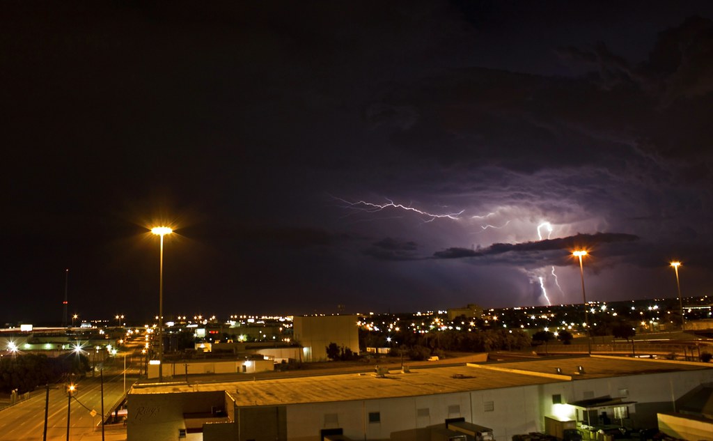 Dallas Texas Lightning An early November thunderstorm roll… Flickr