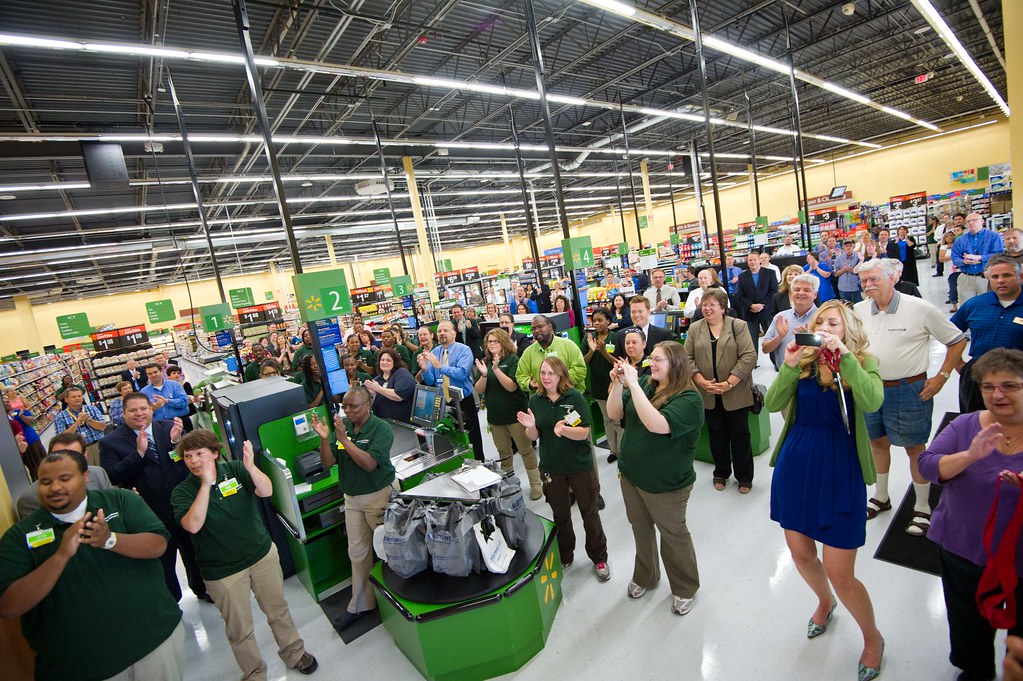 Walmart Neighborhood Market Grand Opening 3030 Wauwatos… Flickr