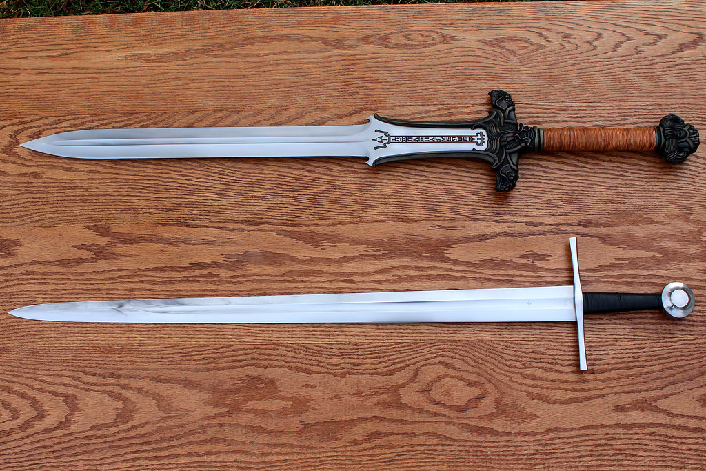 The Albion Atlantean Sword of Conan the Barbarian compared… Flickr