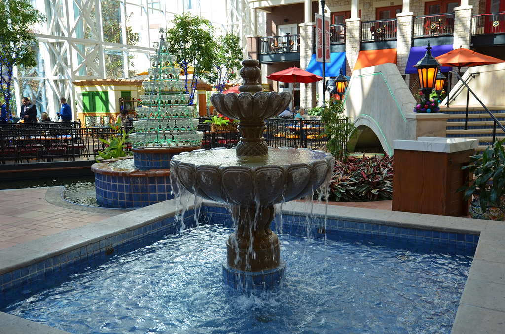 Gaylord Texan The Riverwalk atrium. Charlie Flickr