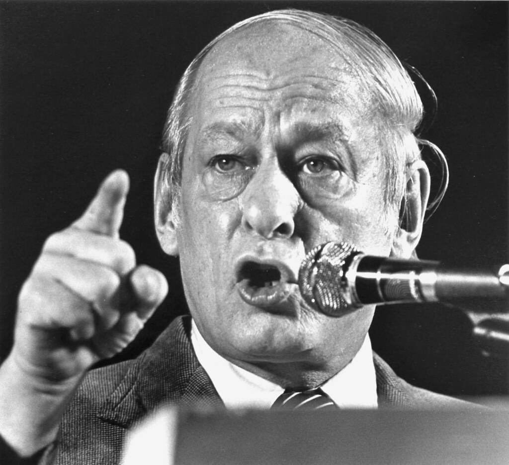 René Lévesque Le premier ministre du Québec René Lévesque … Flickr