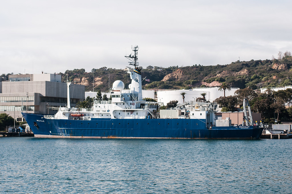 R/V Melville Research Vessel Melville, Title held by U.S. … Flickr