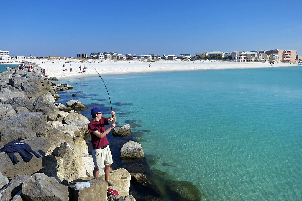 Fishing at the jetty, Destin, Florida The Gulf of Mexico d… Flickr