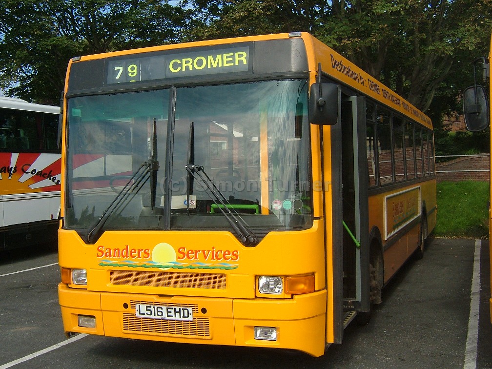 Sanders Services, 1993 Daf SB220 Ikarus, L516EHD Simon Turner Flickr