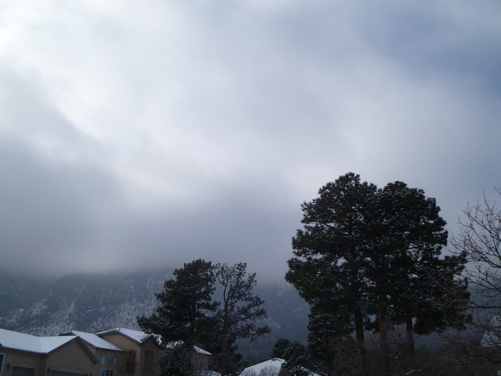 1211 Sun and clouds on Cheyenne Mountain, Colorado Springs… Flickr