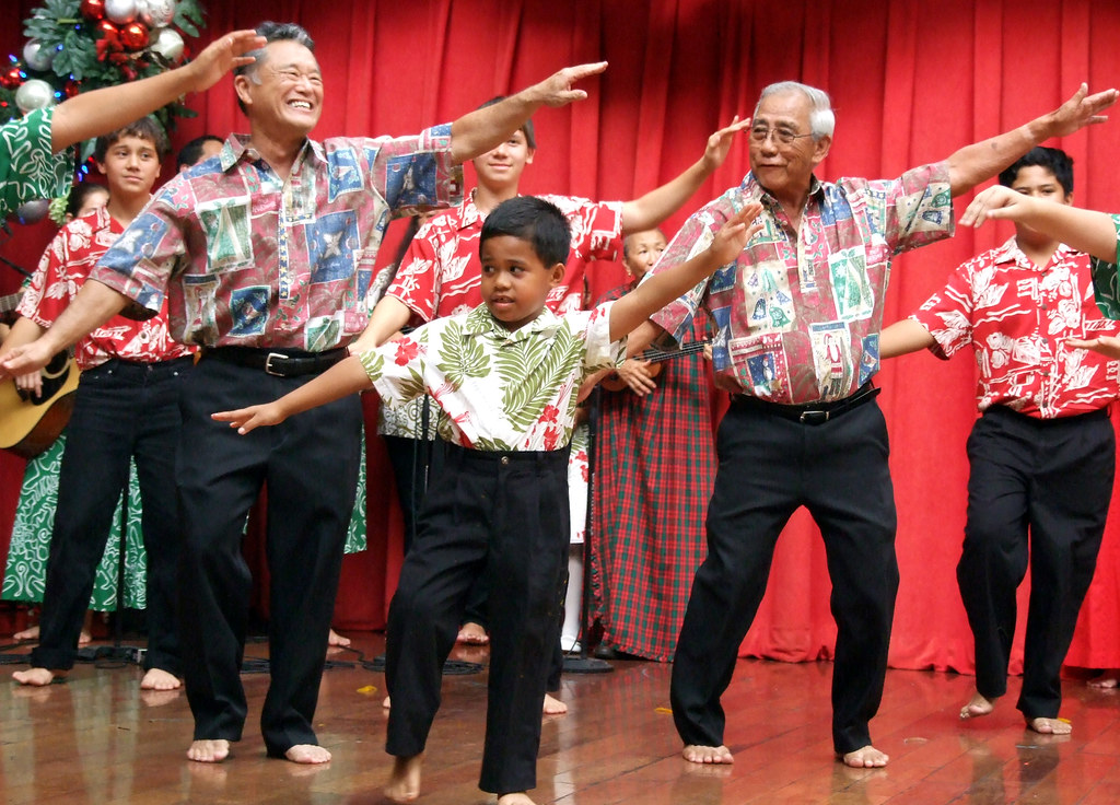 Hula Hui O Kapunahala Kuma Hula Carolee Nishi Flickr