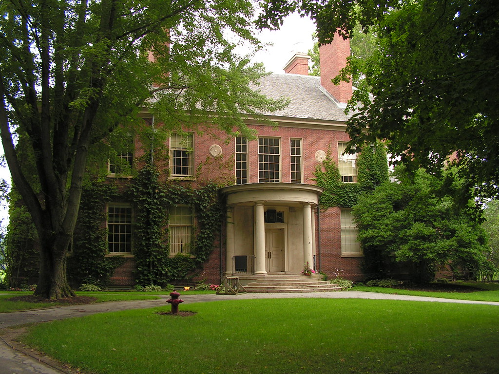 Deerfield Mansion [3] Old Deerfield Village, Massachusetts… Flickr
