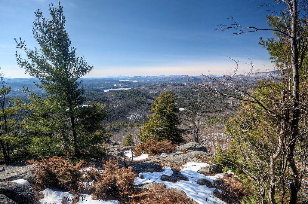 Peaked Hill Paradox Lake, Adirondacks, NY _RP15858_910 The… Flickr