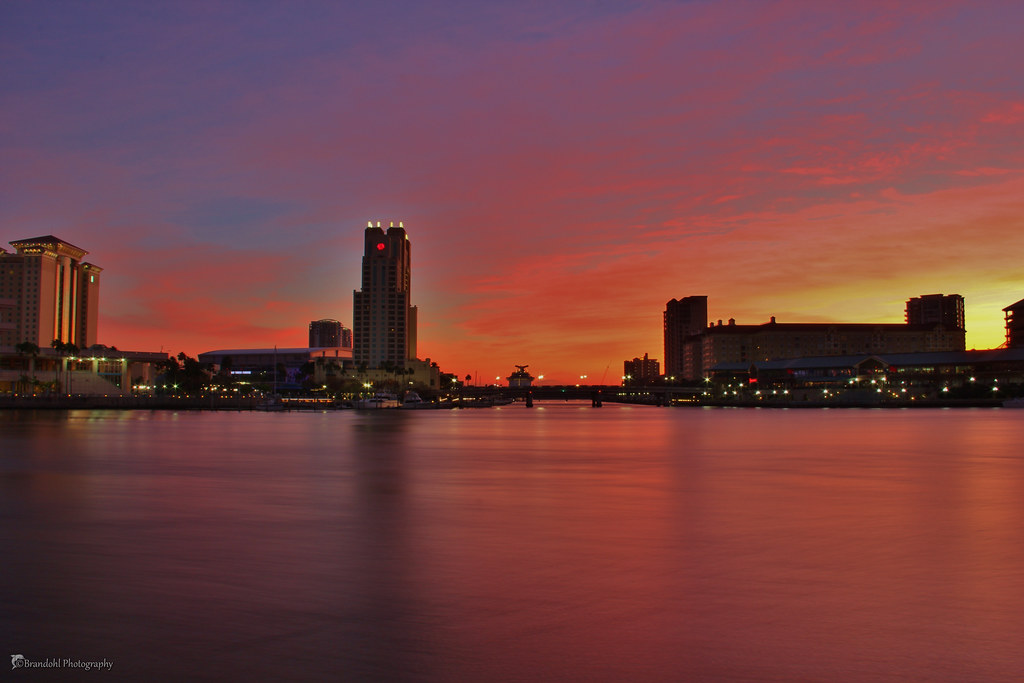 Tampa Sunrise IMG_9210_S 60D Downtown Tampa Sunrise Ta… Flickr
