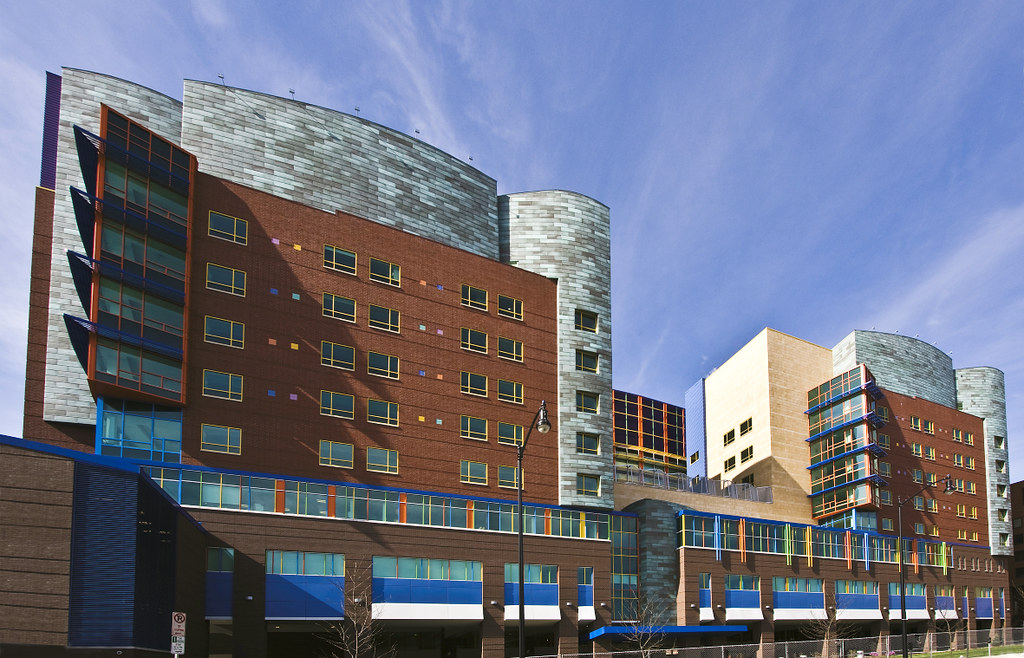Linóleo Marmoleum MCT Hospital de Crianças Children Hospital Of