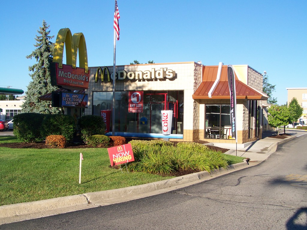 101_0591 373 North Zeeb Road,Ann Arbor,Michigan ncokecan Flickr