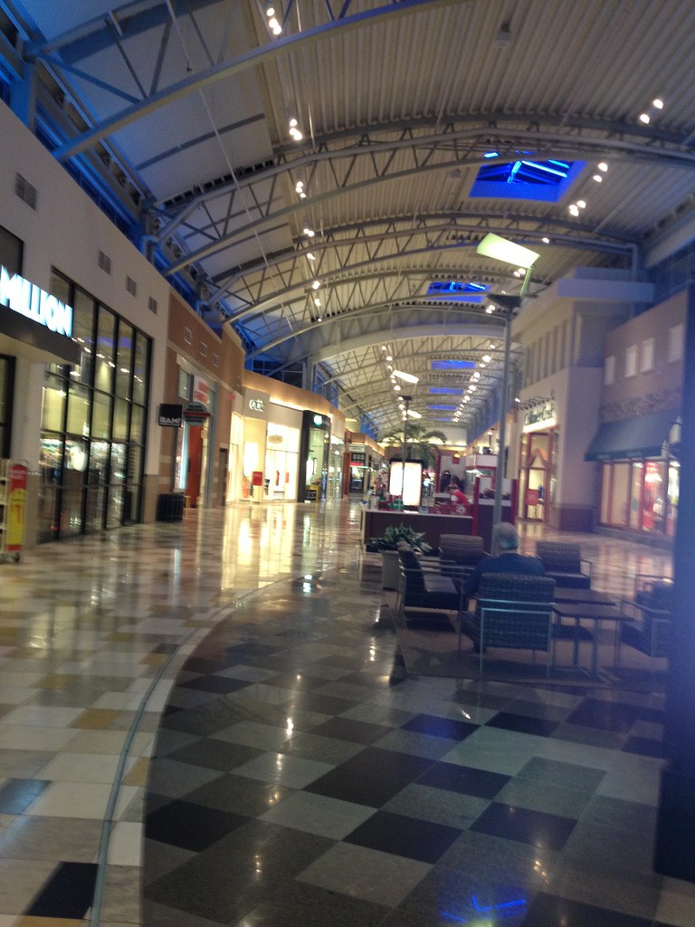 c2013 Jan 9, Brandon Mall Hillsborough County Brandon, Fl🍎📞 Iphone 4s