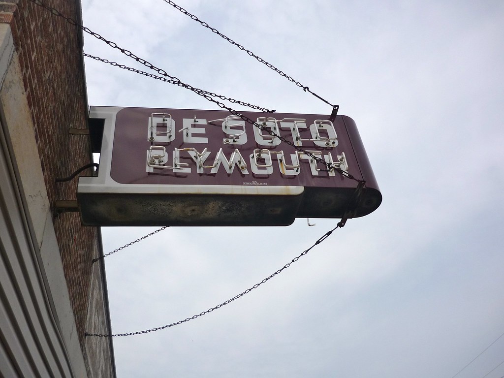 Old neon sign (Car Dealer DeSoto Plymouth) Carthage, MO Flickr