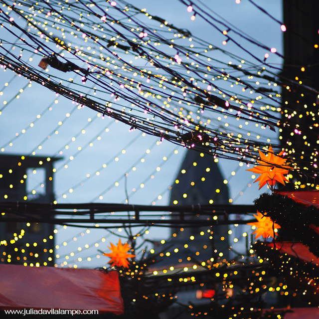 I love Christmas lights. site Facebook Twitter Bl… Flickr