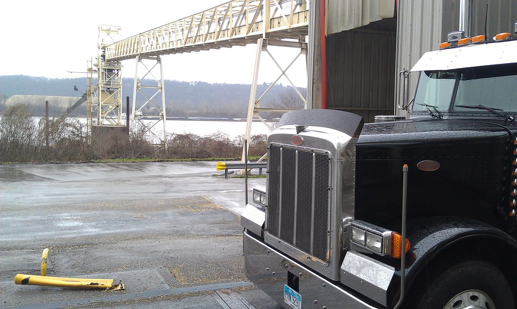 Trucking Hauling to Cargill in Cincinnati RosscoFlo Flickr