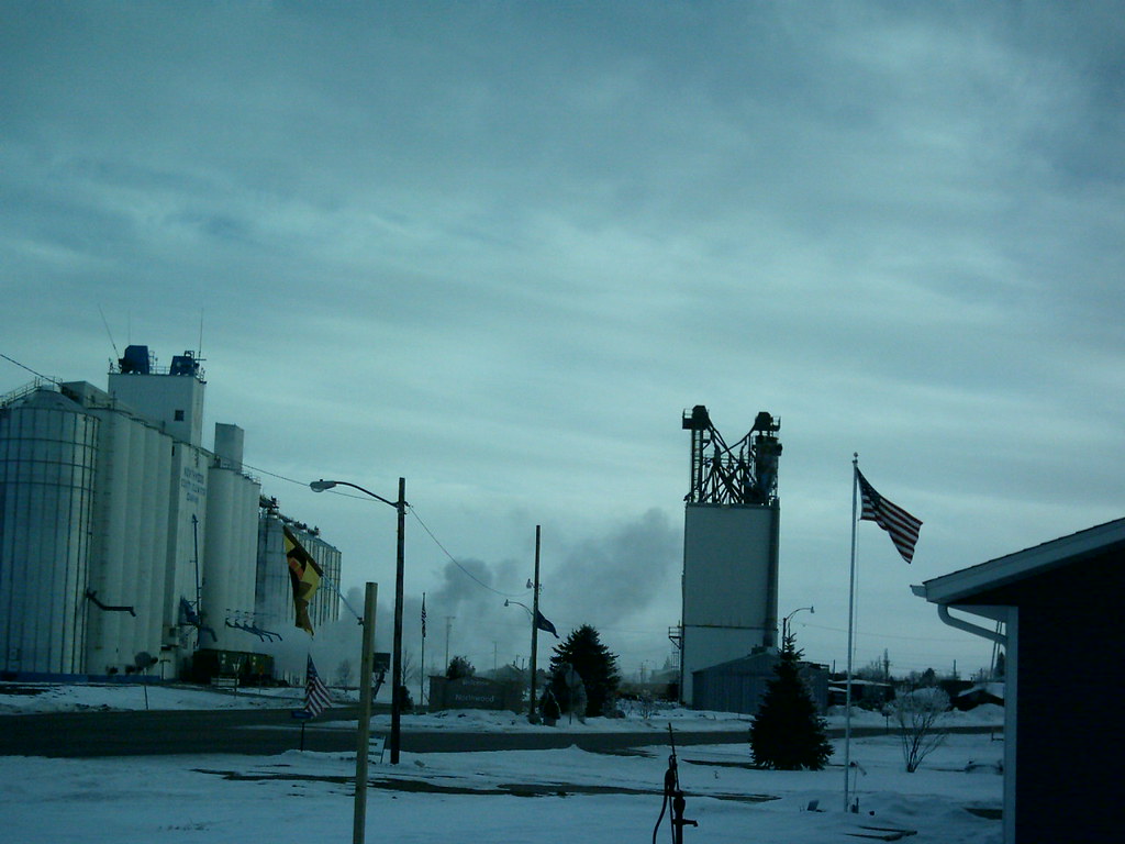 9Jan084 Jan 9 2008 Post Tornado Northwood ND Steel/Concre… Flickr