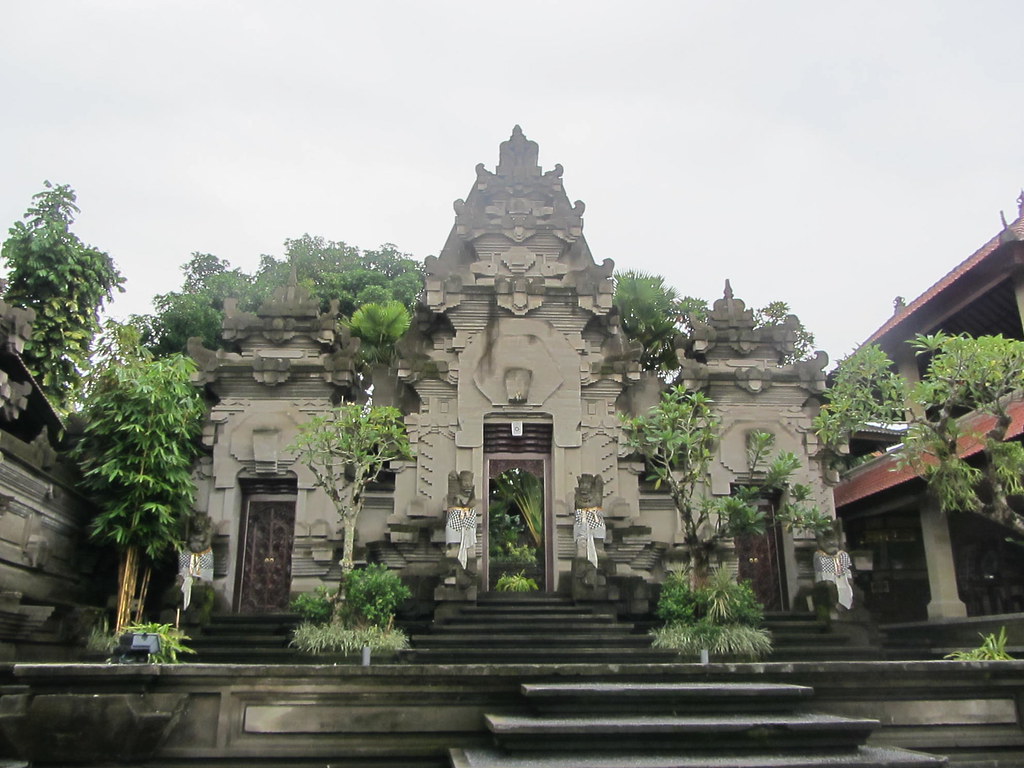 Museum Puri Lukisan, Ubud, Bali Alderina Gracia