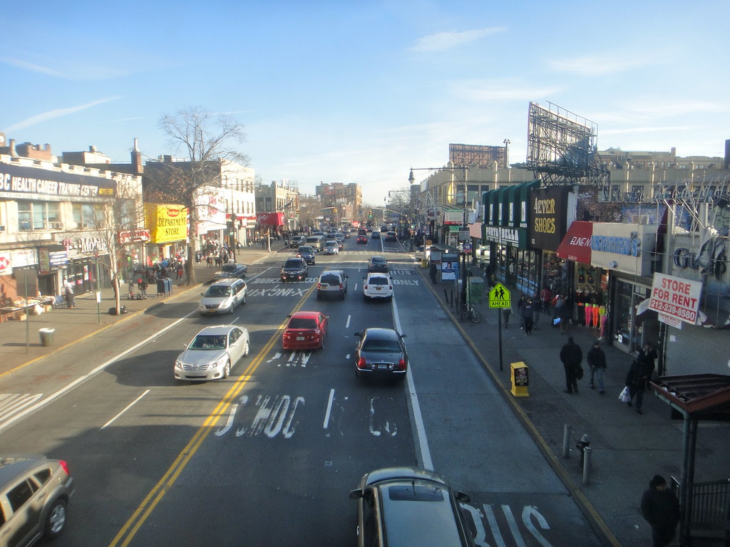 Fordham Road, looking east from 4train station Fordham, N
