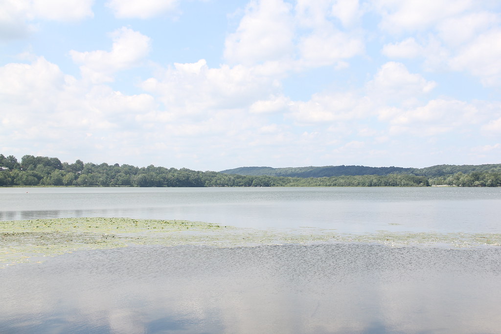 Rockland Lake Rockland Lake State Park is a 1,133acre (4.… Flickr