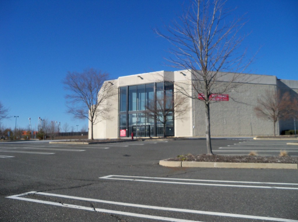 Steinbach/ Value City Ocean, NJ Seaview Square Mall, Rts… Flickr