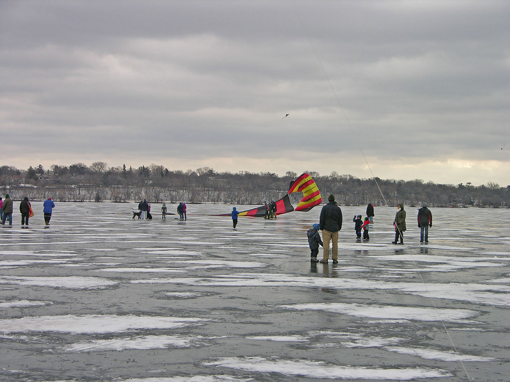 Lake_Harriet_Winter_Kite_Festival_2013_ 006 Alan Flickr