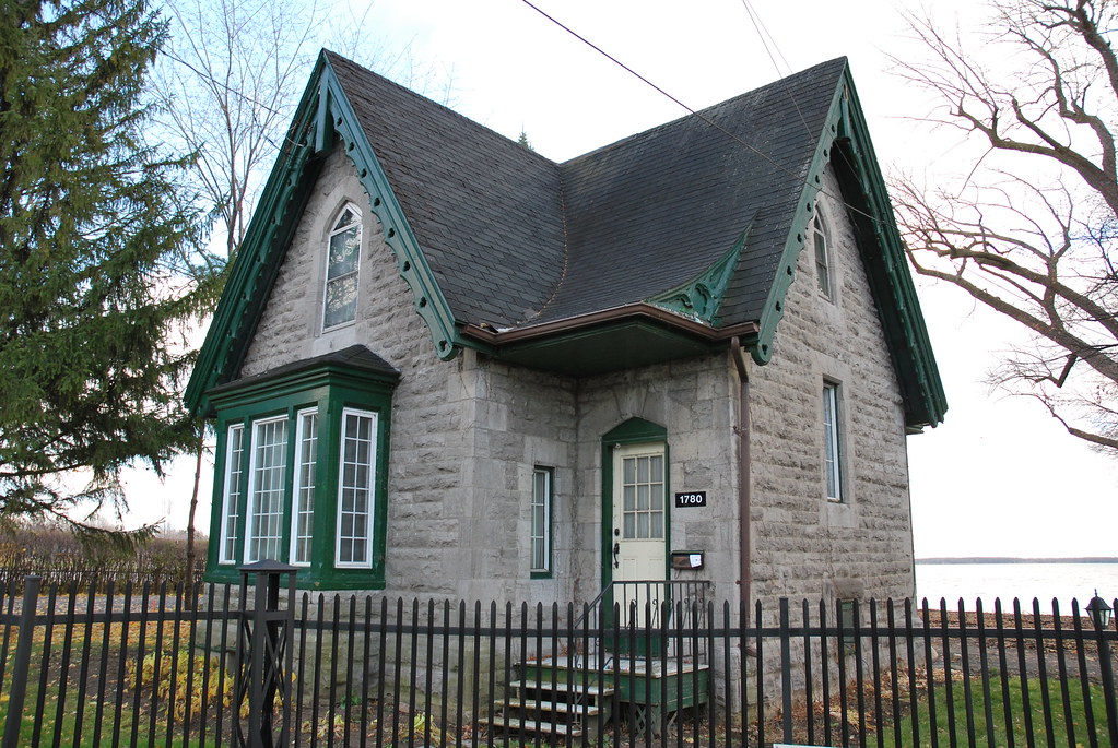 1800, chemin du BordduLac (Dorval) Photo AnneMarie Du… Flickr