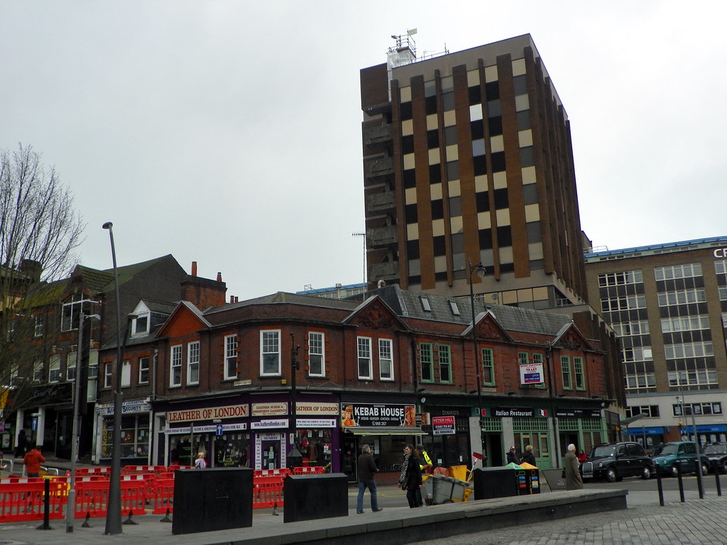 GOC Leagrave to Harpenden 055 Luton shops Buildings and s… Flickr