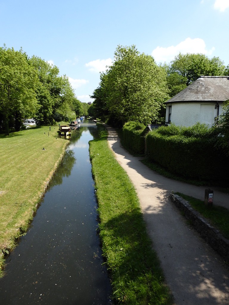 Pontymoile Narrows, MonmouthshireBrecon Canal, Pontypool … Flickr