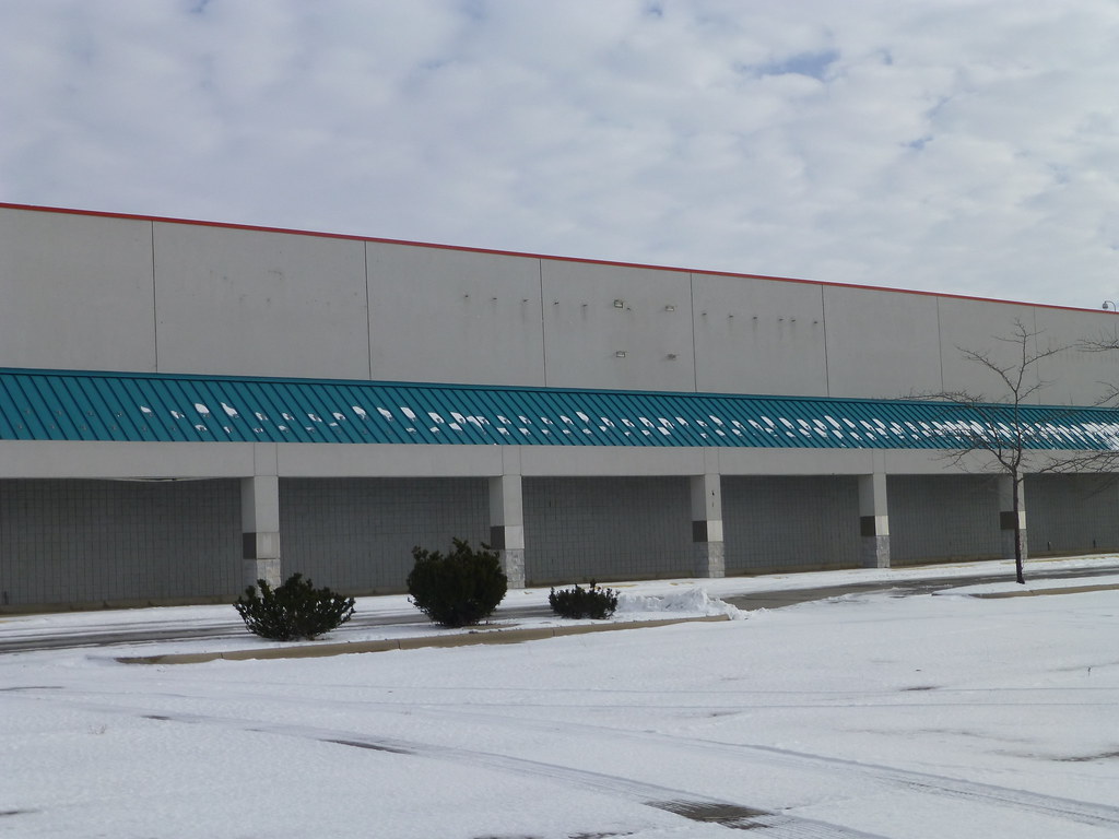Former Super Kmart in Defiance, Ohio (Closed 2008) Flickr