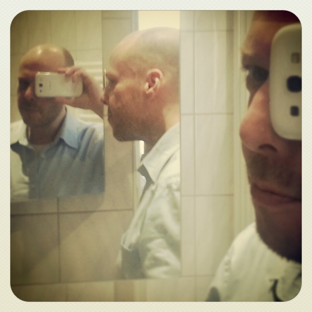 selfie bathroom mirror Martin Wehrle / Lahr / 2013. Von Ey… Flickr