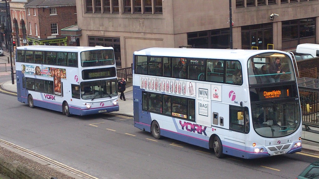 First York's Bus Convoy YN07 MKG (37249) and YJ51 RDO (3… Flickr