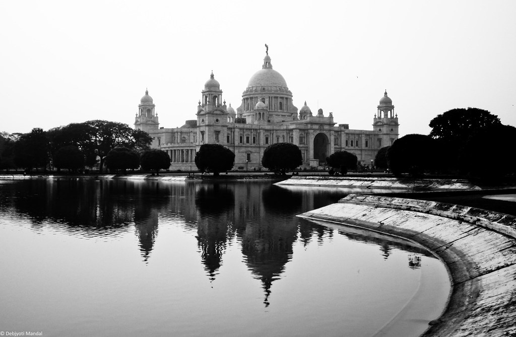 Victoria Memorial The Victoria Memorial, officially the Vi… Flickr