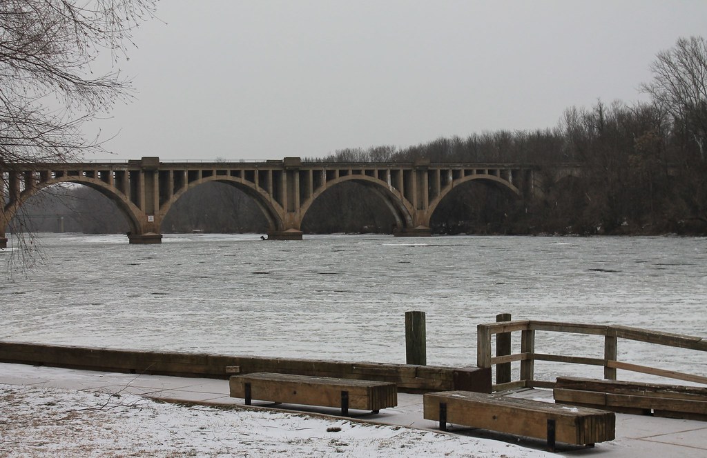Fredericksburg Snow Fredericksburg, Virginia Snow on 24 an… Flickr