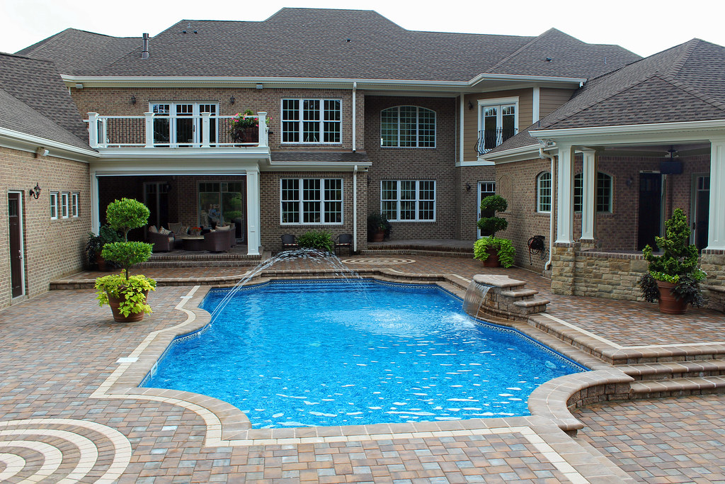 Silver Aegean Pools, Chesapeake, VA (Michael Shammas and… Flickr