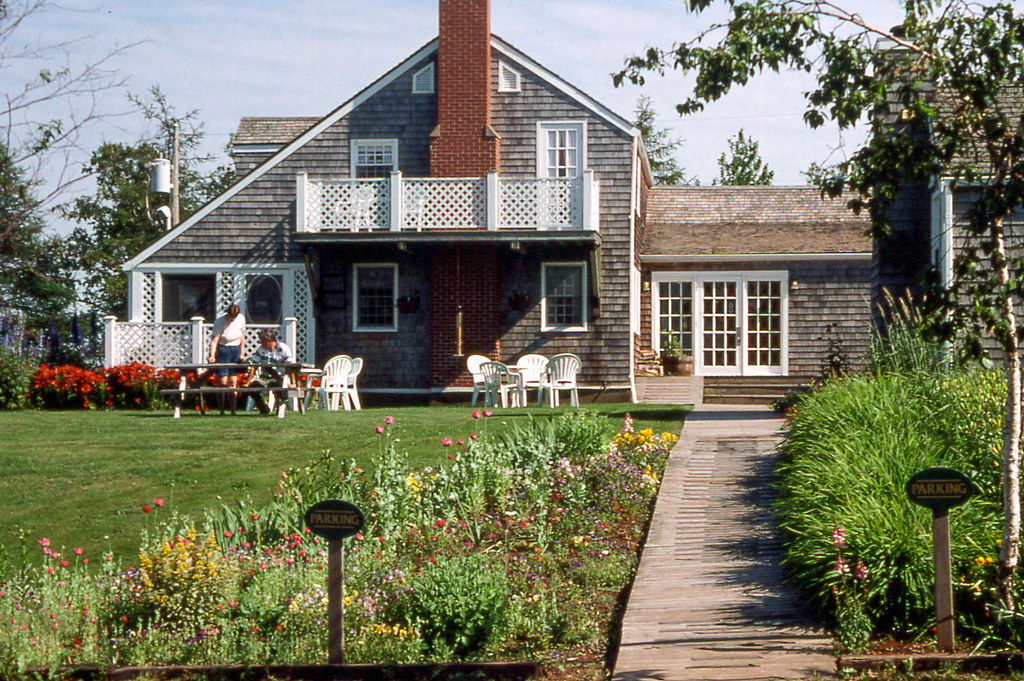 20020720 09 Inn at Bay Fortune, PEI David Wilson Flickr
