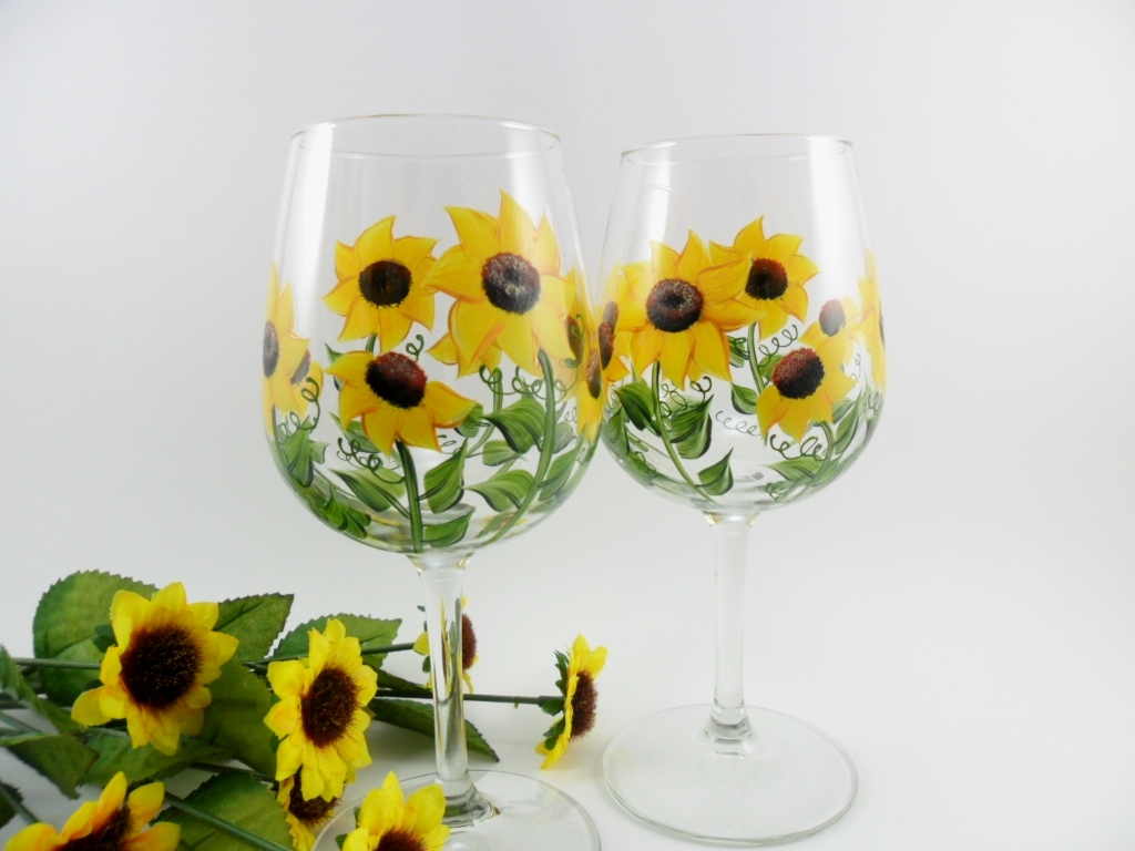 Wine Glasses Hand Painted Sunflower Sunflower Wine Glasses… Flickr