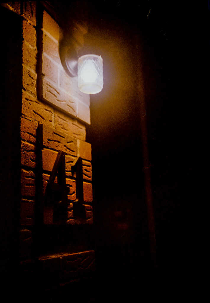 Leaving a light on Film, 35mm, Superia 400, Olympus XA cdnchaoz